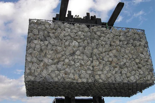 Gabion Baskets: A Robust Solution for Dam and Seawall Protection