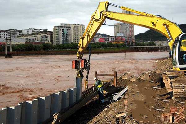 Vinyl Sheet Piles Installation