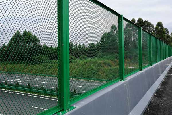 Applications of Welded Wire Mesh Panels