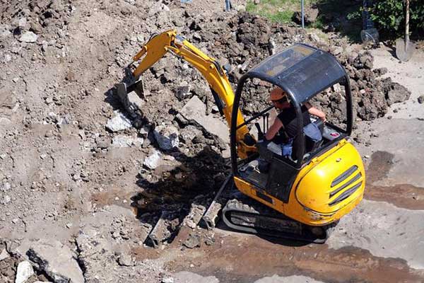 Ensuring Compatibility of Mini Excavator Attachments