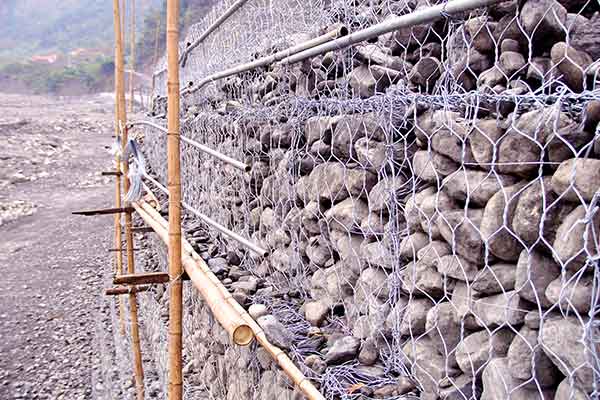 What Are the Benefits of a Gabion Wall?