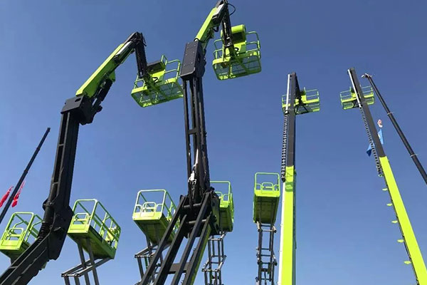 How to Choose the Right Aerial Lift for Your Worksite