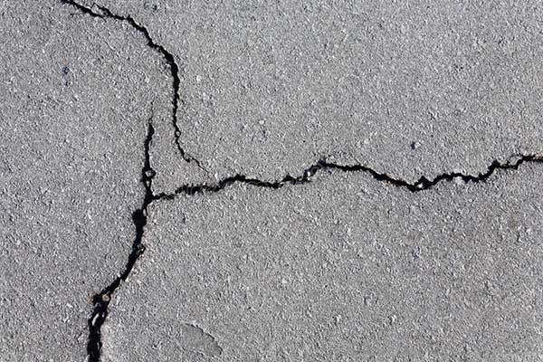 Say Goodbye To Cracks In Your Asphalt Driveway