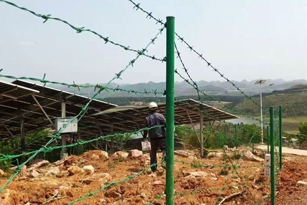 Applications of Barbed Wire Fence