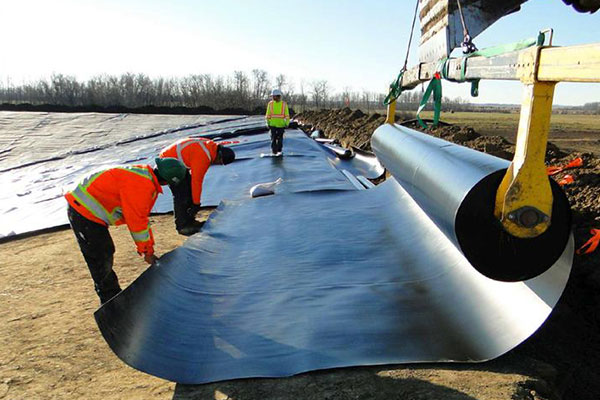 Factors to Consider When Choosing HDPE Geomembrane