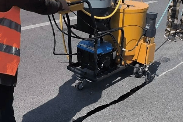 How Does Asphalt Sealant Work